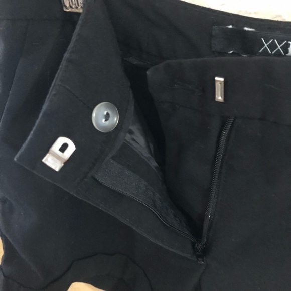 Button Shorts - Picture 2 of 3